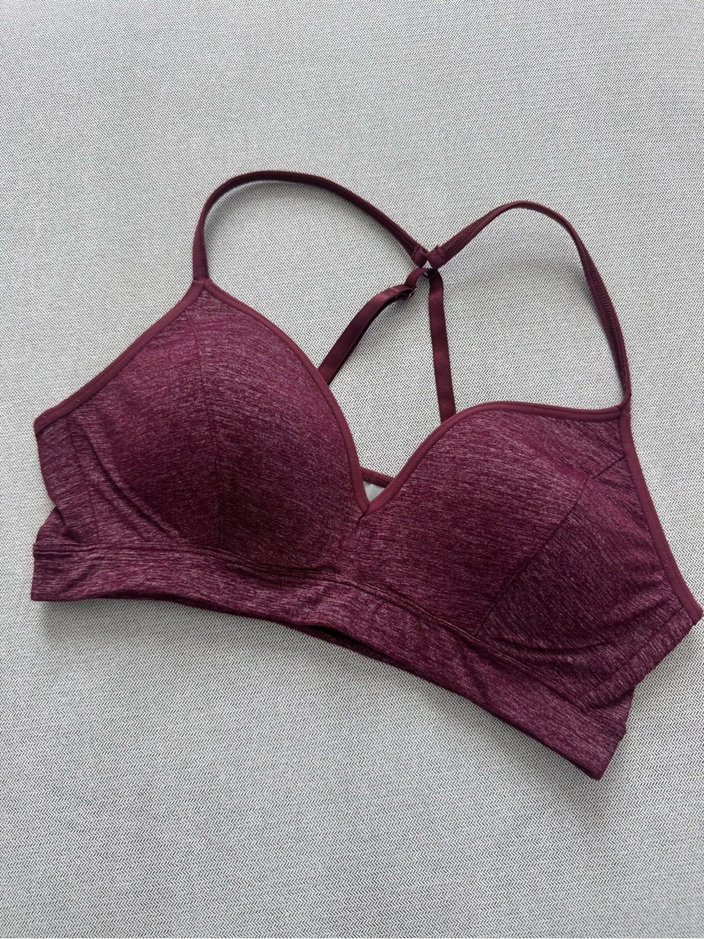 Athleta Seamless T-Back Sports Bra in Burgundy